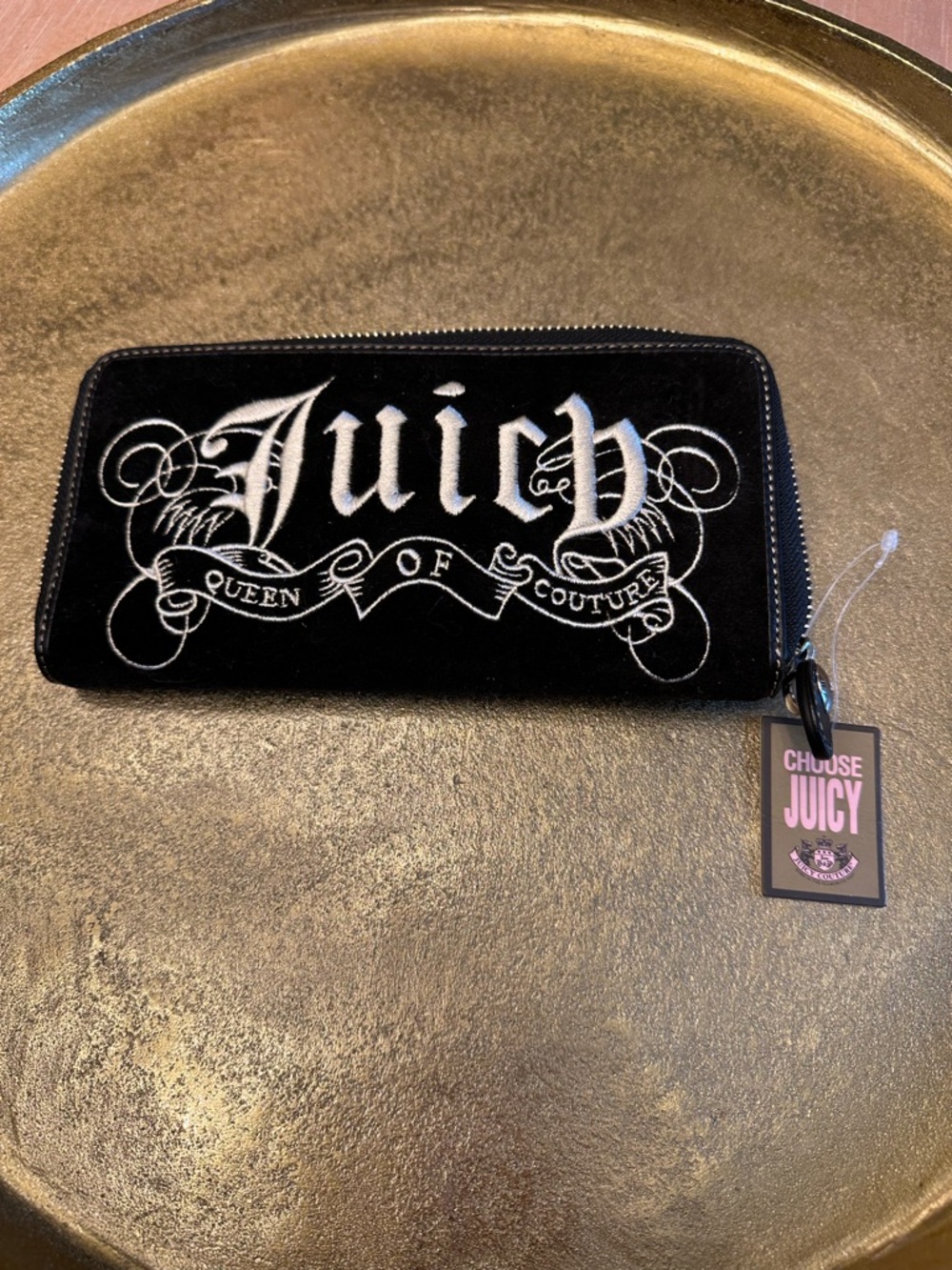 Juicy Couture Vintage Y2K logo black velvet  Zip-Around Wallet NWT